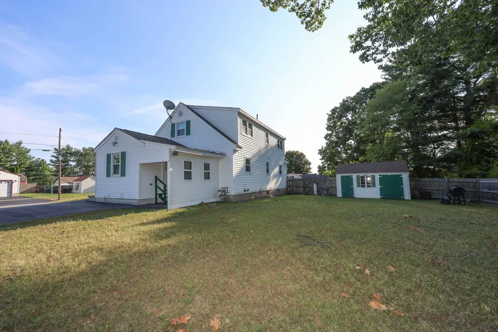 20 B Street Hudson NH 03051