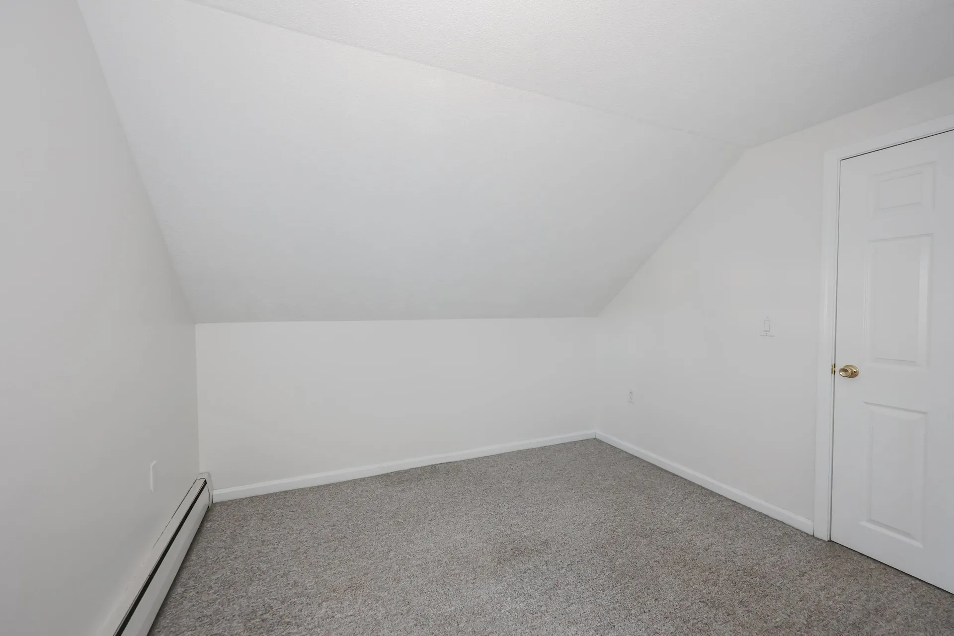 20 B Street Hudson NH 03051