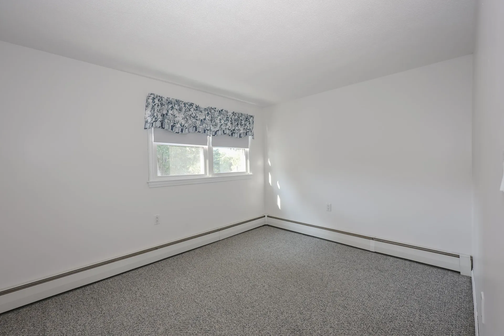 20 B Street Hudson NH 03051