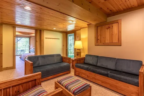 14 Mountain Haunts Road Winhall VT 05340