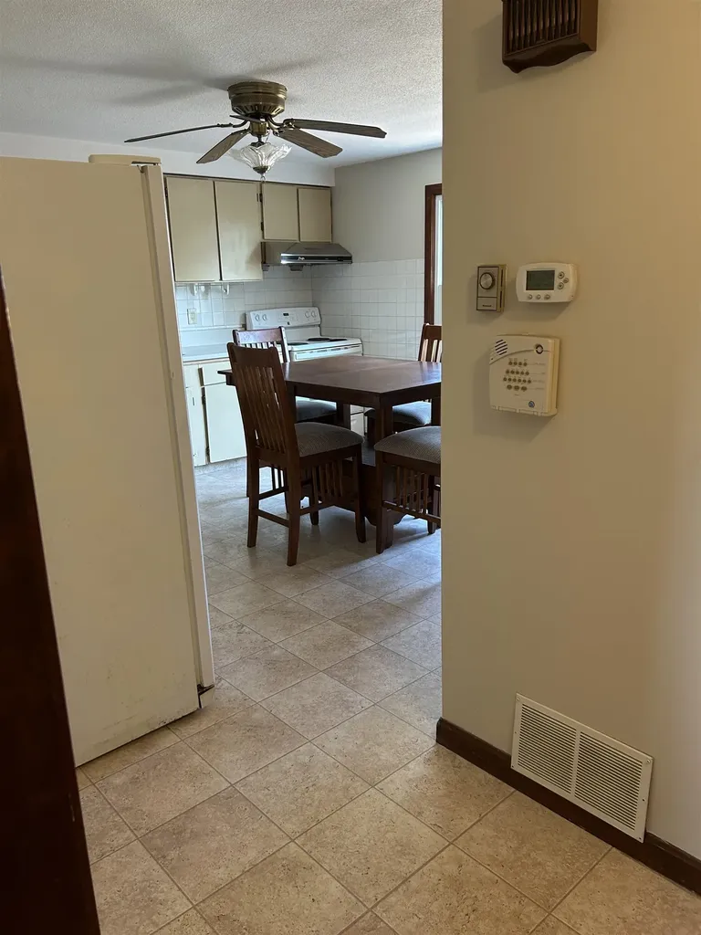 129 Laurel Street Manchester NH 03103