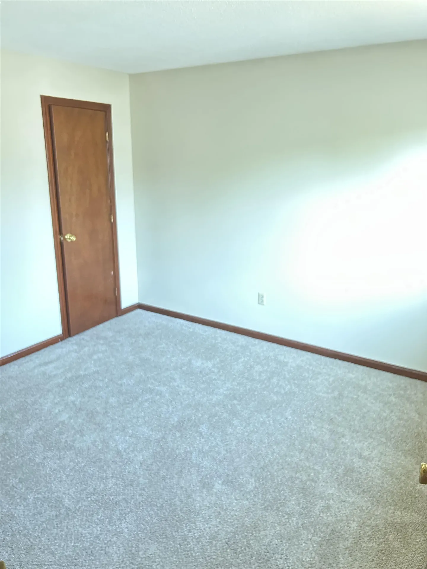 129 Laurel Street Manchester NH 03103