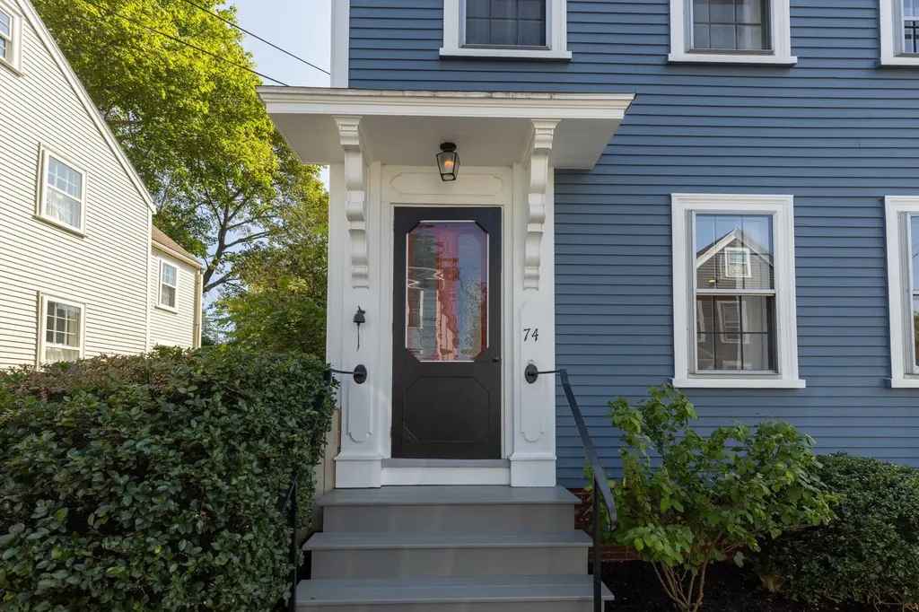 74 Gates Street Portsmouth NH 03801