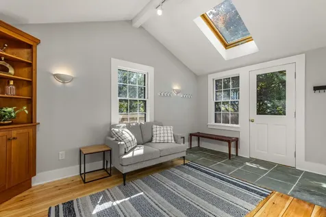 74 Gates Street Portsmouth NH 03801