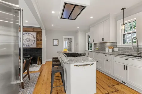 74 Gates Street Portsmouth NH 03801