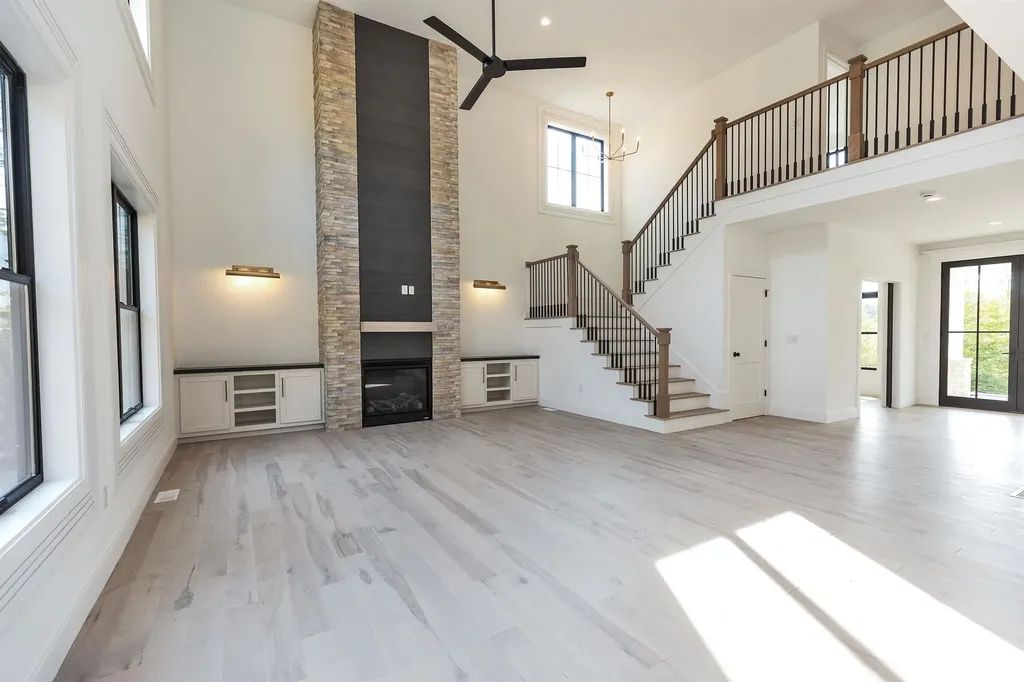 17-4-28 Boiling Kettle Way Bedford NH 03110