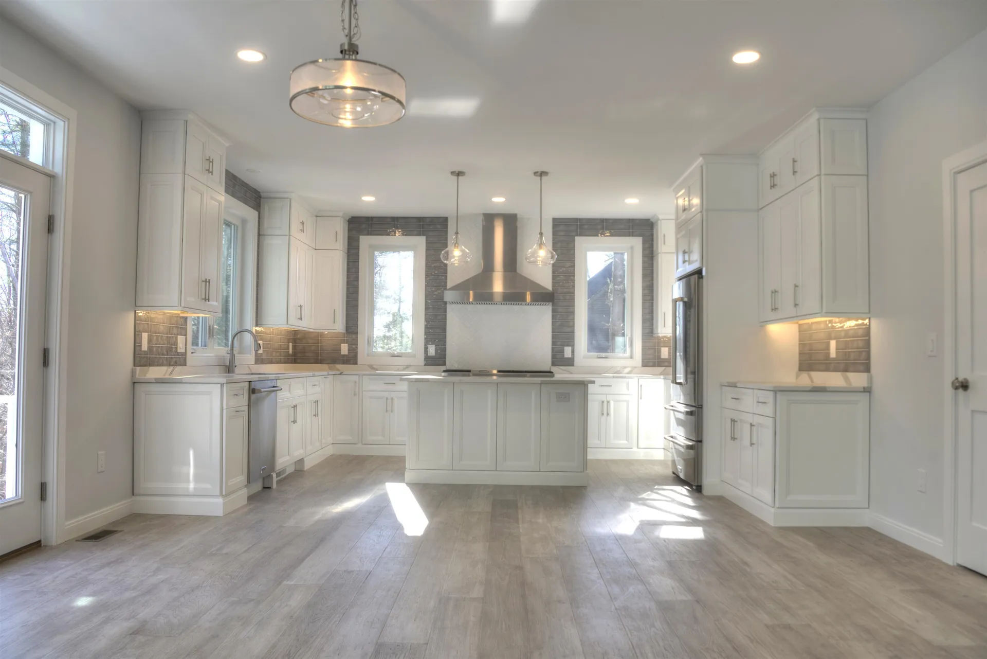 17-4-28 Boiling Kettle Way Bedford NH 03110