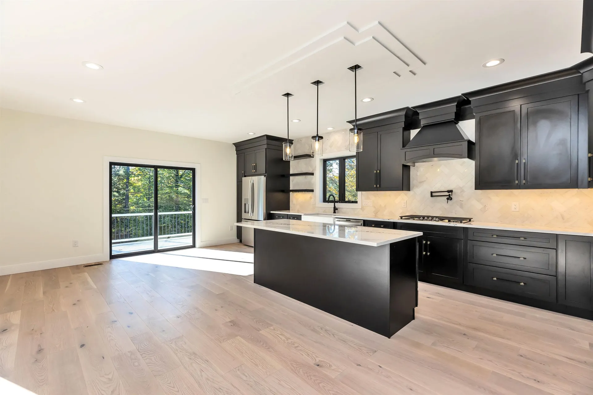 17-4-28 Boiling Kettle Way Bedford NH 03110