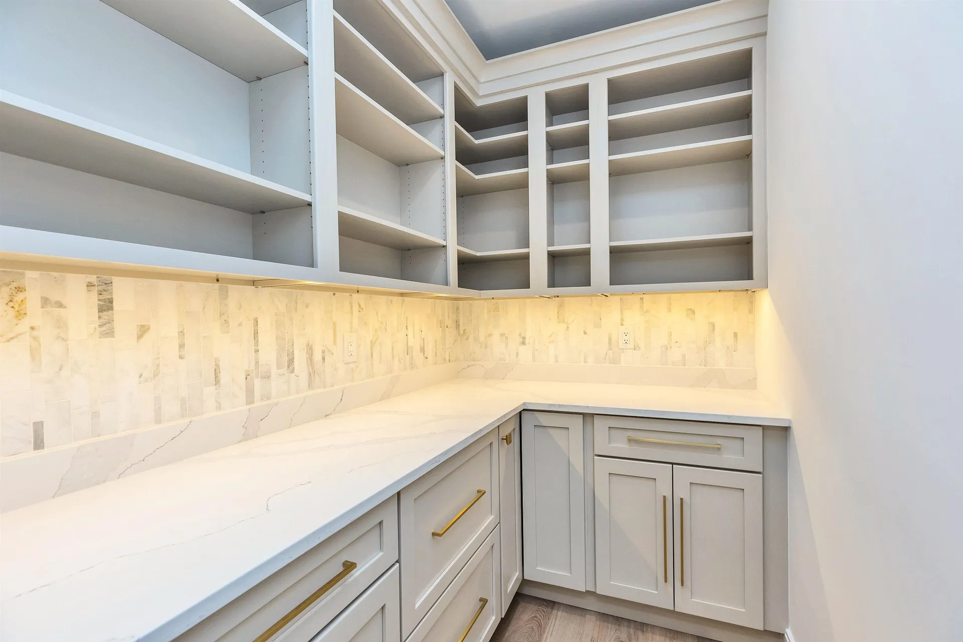 17-4-28 Boiling Kettle Way Bedford NH 03110