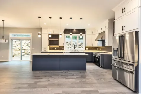 17-4-28 Boiling Kettle Way Bedford NH 03110