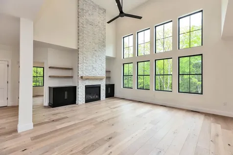 17-4-28 Boiling Kettle Way Bedford NH 03110