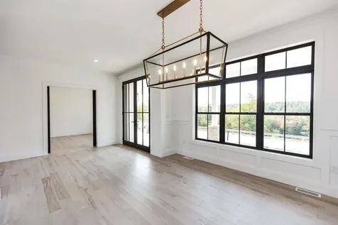 17-4-28 Boiling Kettle Way Bedford NH 03110