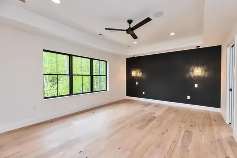 17-4-28 Boiling Kettle Way Bedford NH 03110