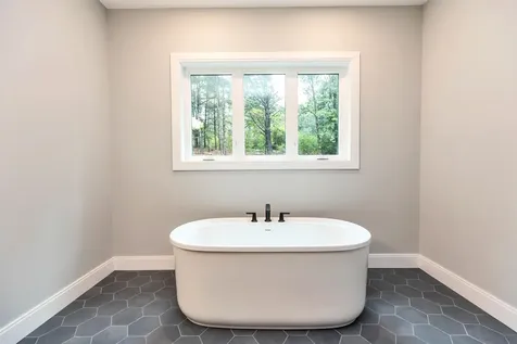 17-4-28 Boiling Kettle Way Bedford NH 03110