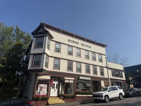 14 Main Street Meredith NH 03253