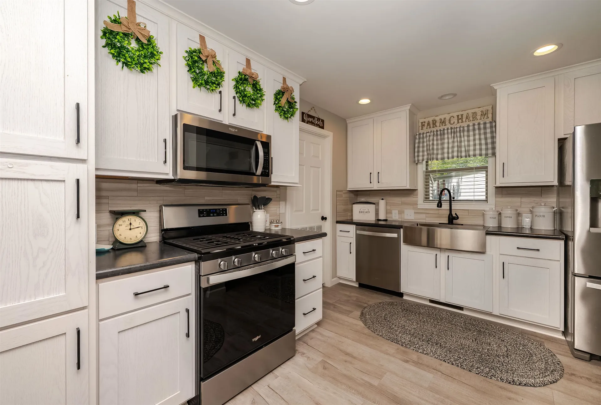 27 Murray Drive Rochester NH 03868