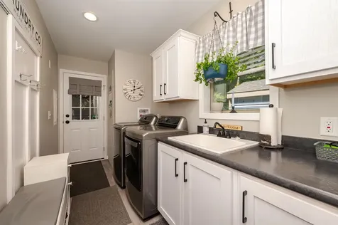 27 Murray Drive Rochester NH 03868