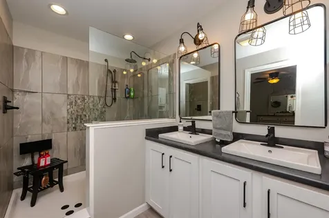 27 Murray Drive Rochester NH 03868