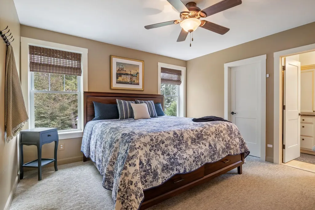 30 Honeycomb Way Newmarket NH 03857