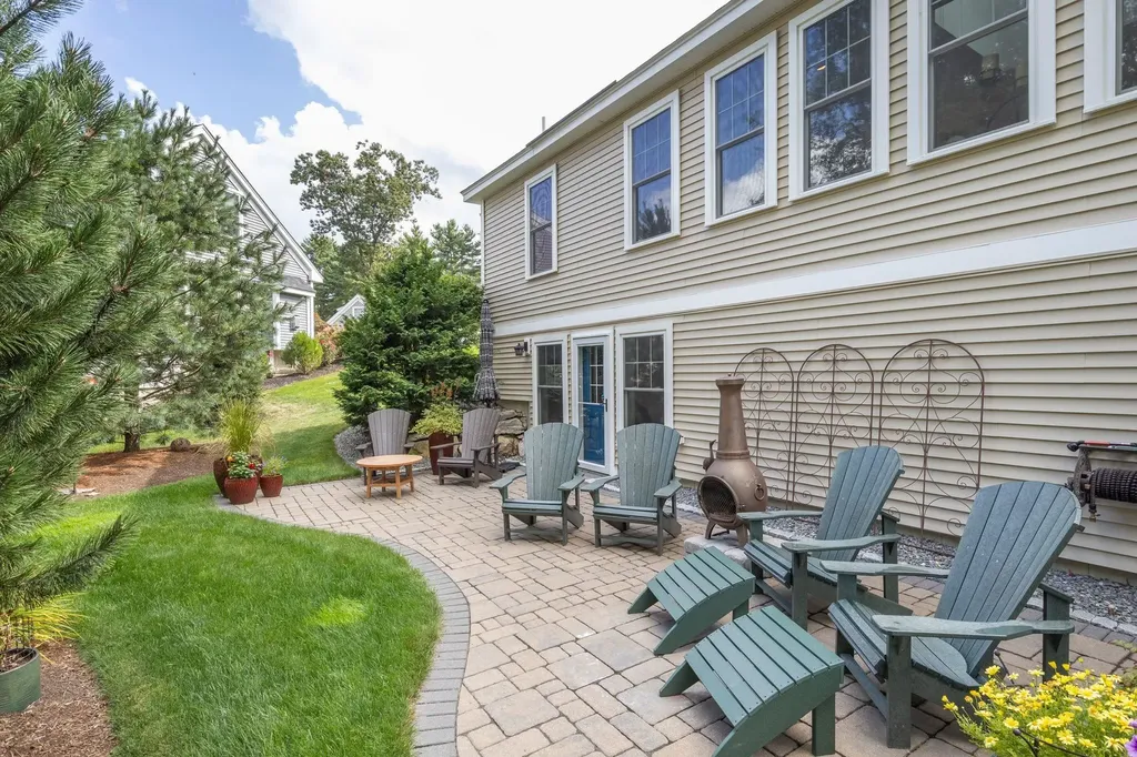 30 Honeycomb Way Newmarket NH 03857