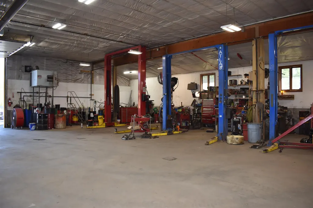 479 Us Route 4 Enfield NH 03748