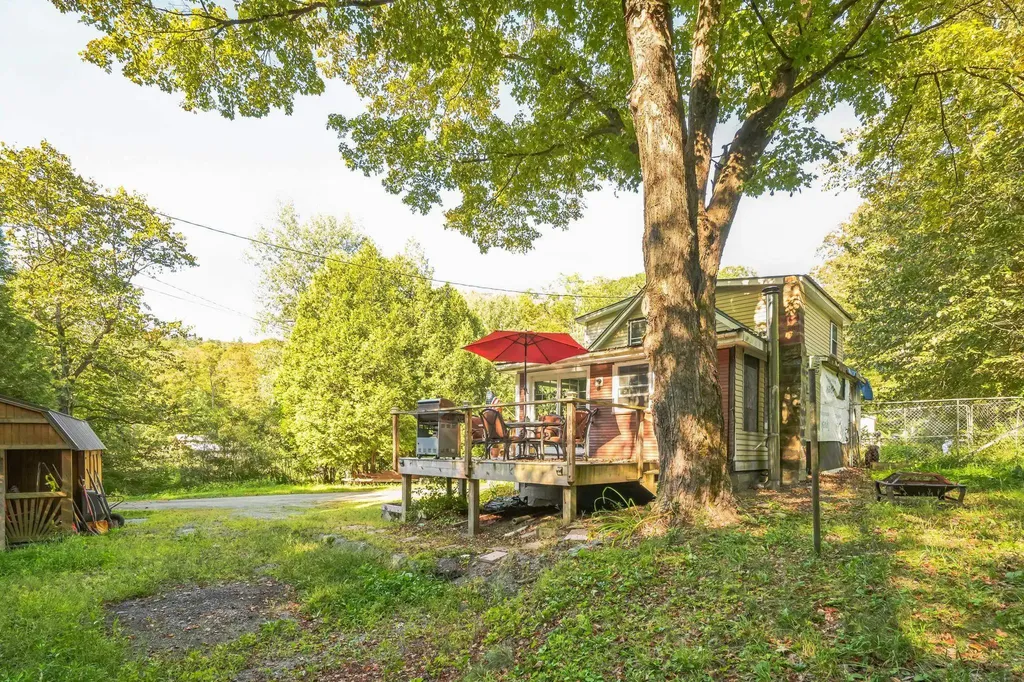 7 Nichols Drive Guilford VT 05301