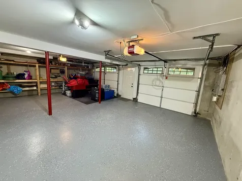 29 Beacon Street Londonderry NH 03053