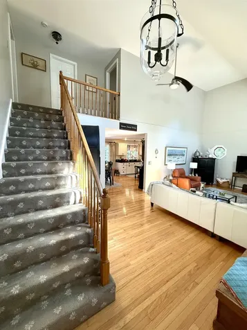 29 Beacon Street Londonderry NH 03053