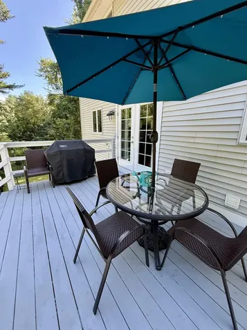 29 Beacon Street Londonderry NH 03053