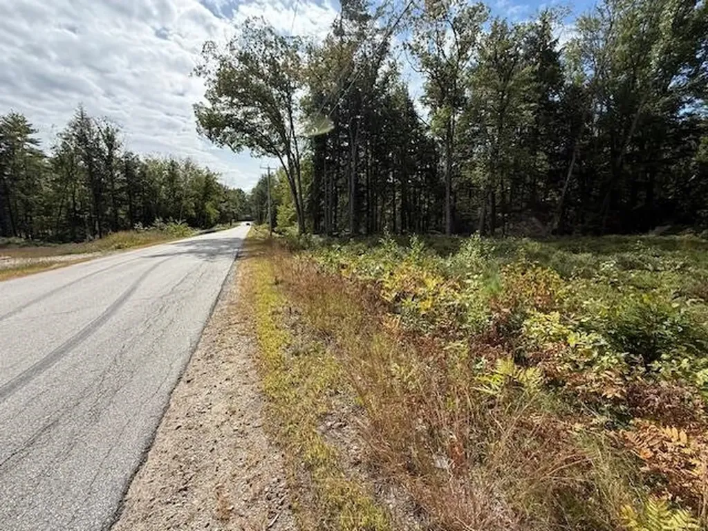 Bound Tree Road Hopkinton NH 03229