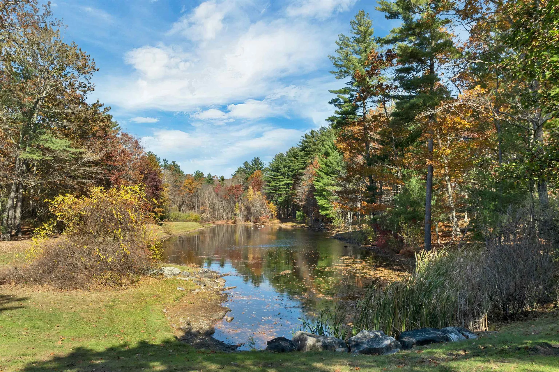 7 Evergreen Way Windham NH 03087