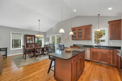 7 Evergreen Way Windham NH 03087