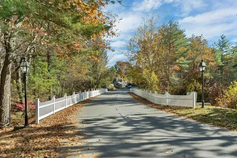 7 Evergreen Way Windham NH 03087