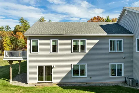 7 Evergreen Way Windham NH 03087