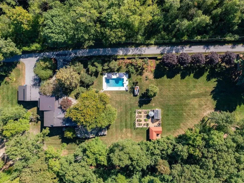 107 Eagles Rest Road Shelburne VT 05482