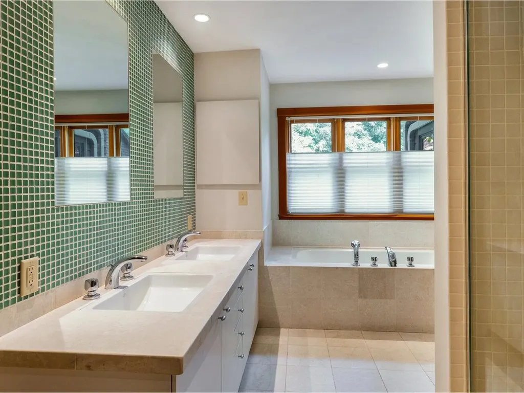 107 Eagles Rest Road Shelburne VT 05482