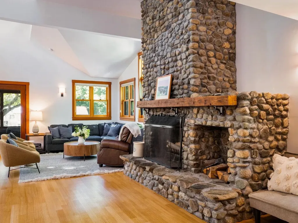 107 Eagles Rest Road Shelburne VT 05482