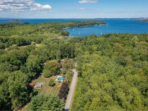 107 Eagles Rest Road Shelburne VT 05482