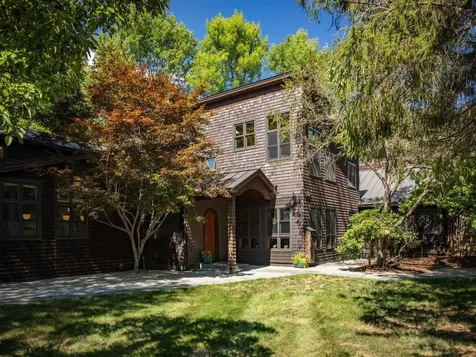 107 Eagles Rest Road Shelburne VT 05482