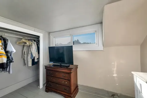 151 Us Highway 202 Bennington NH 03442-4118