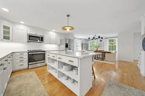 1 Fern Street Windham NH 03087