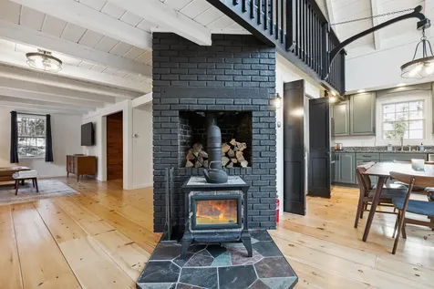 699 Baker Turn Hartford VT 05059