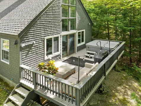 699 Baker Turn Hartford VT 05059