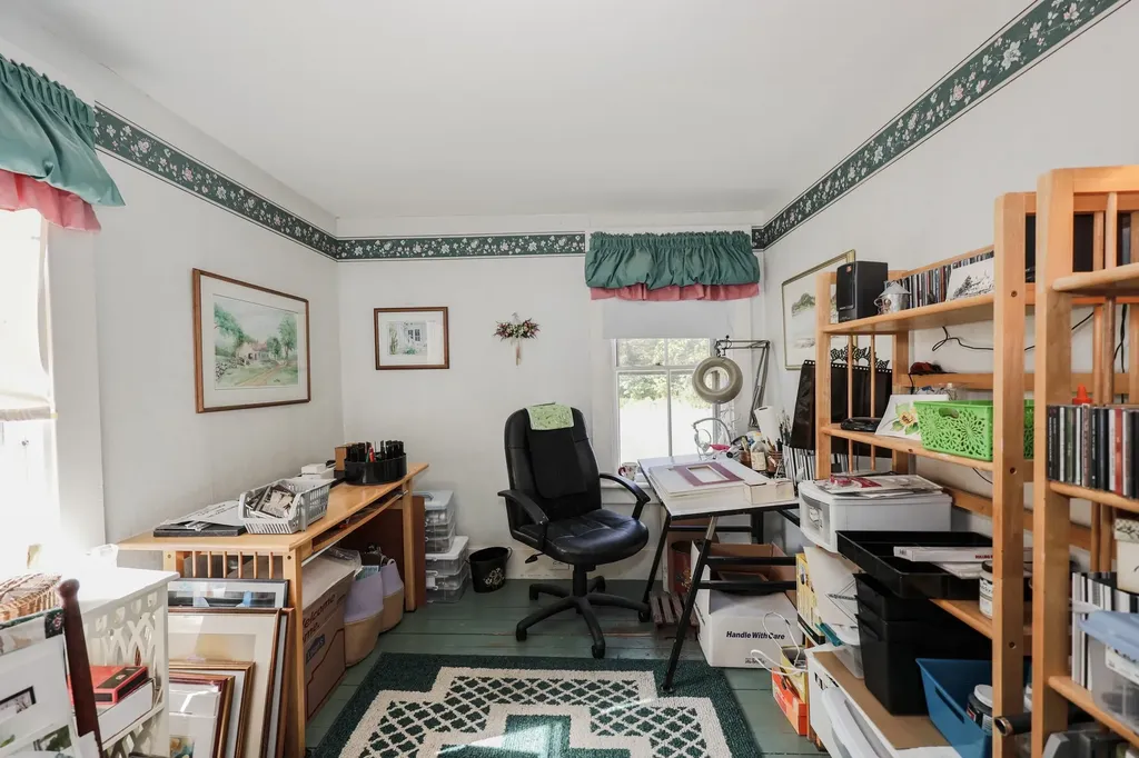 22 Abberton Road Canterbury NH 03224