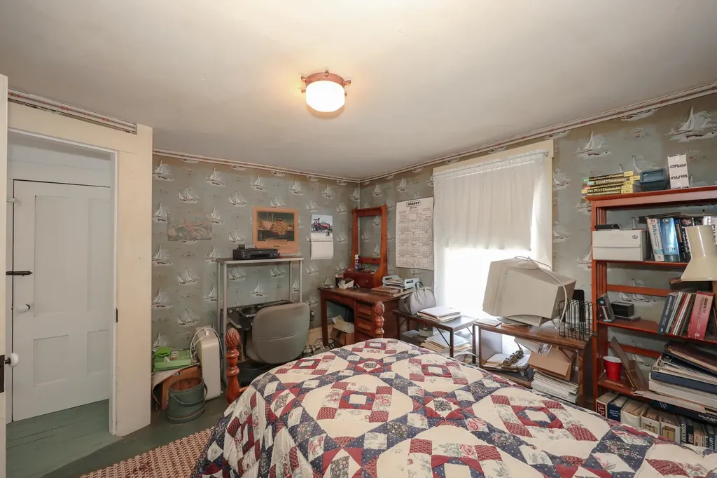 22 Abberton Road Canterbury NH 03224