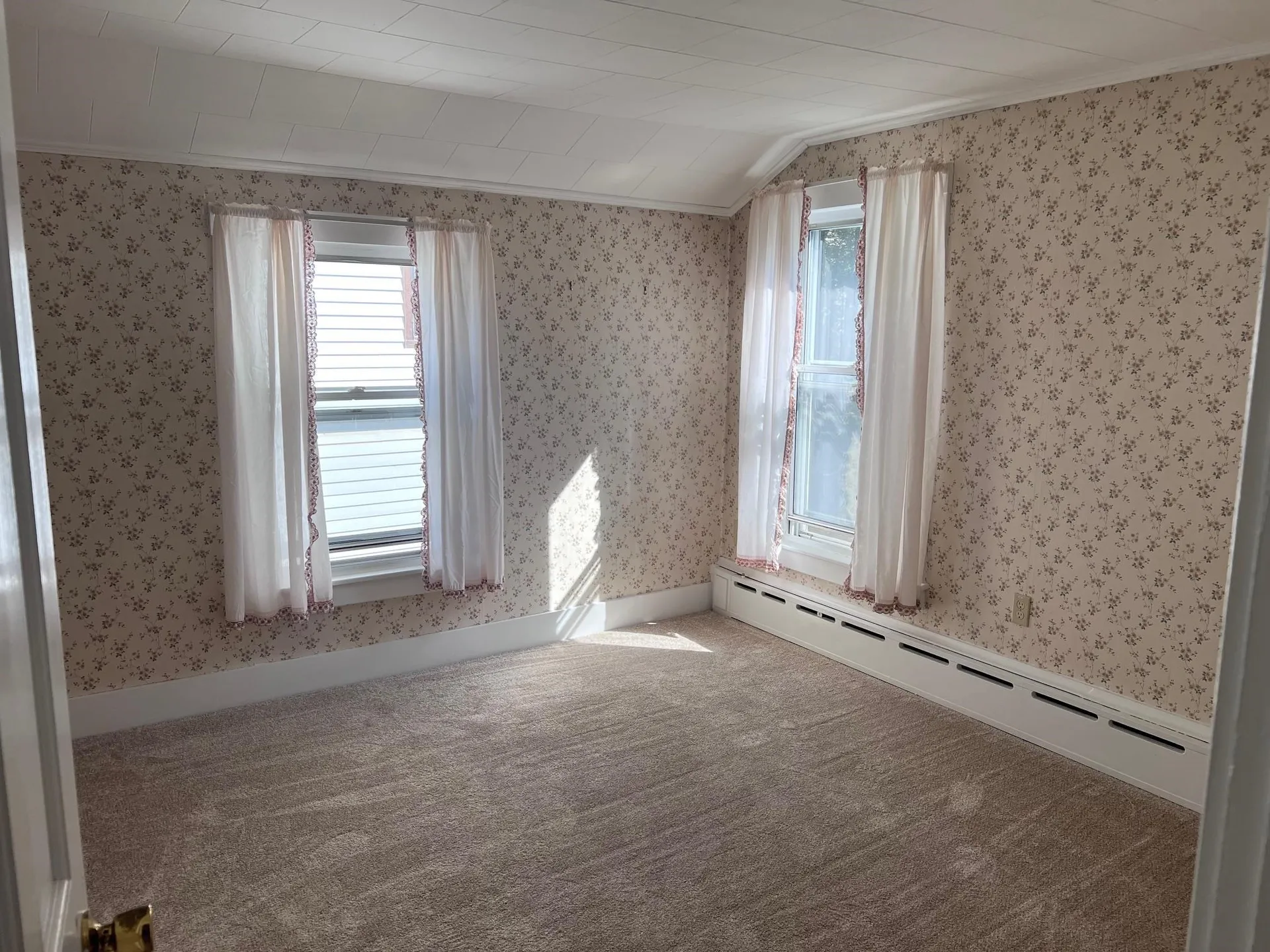 65 Dover Street Keene NH 03431