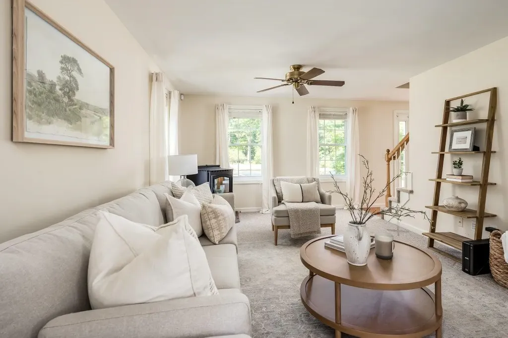 595 Scruton Pond Road Barrington NH 03825