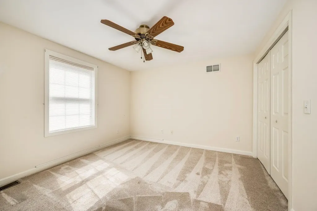 595 Scruton Pond Road Barrington NH 03825