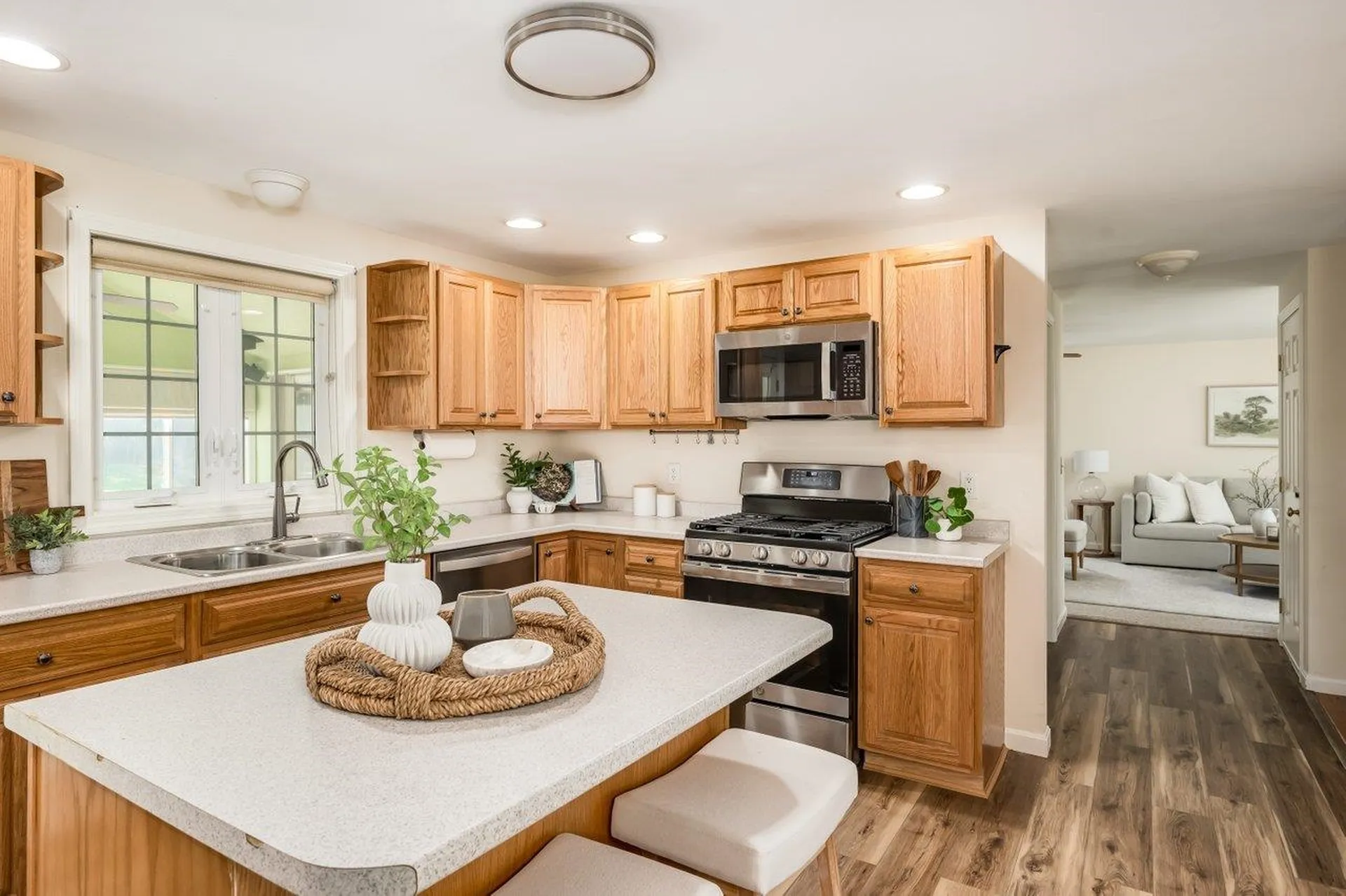 595 Scruton Pond Road Barrington NH 03825