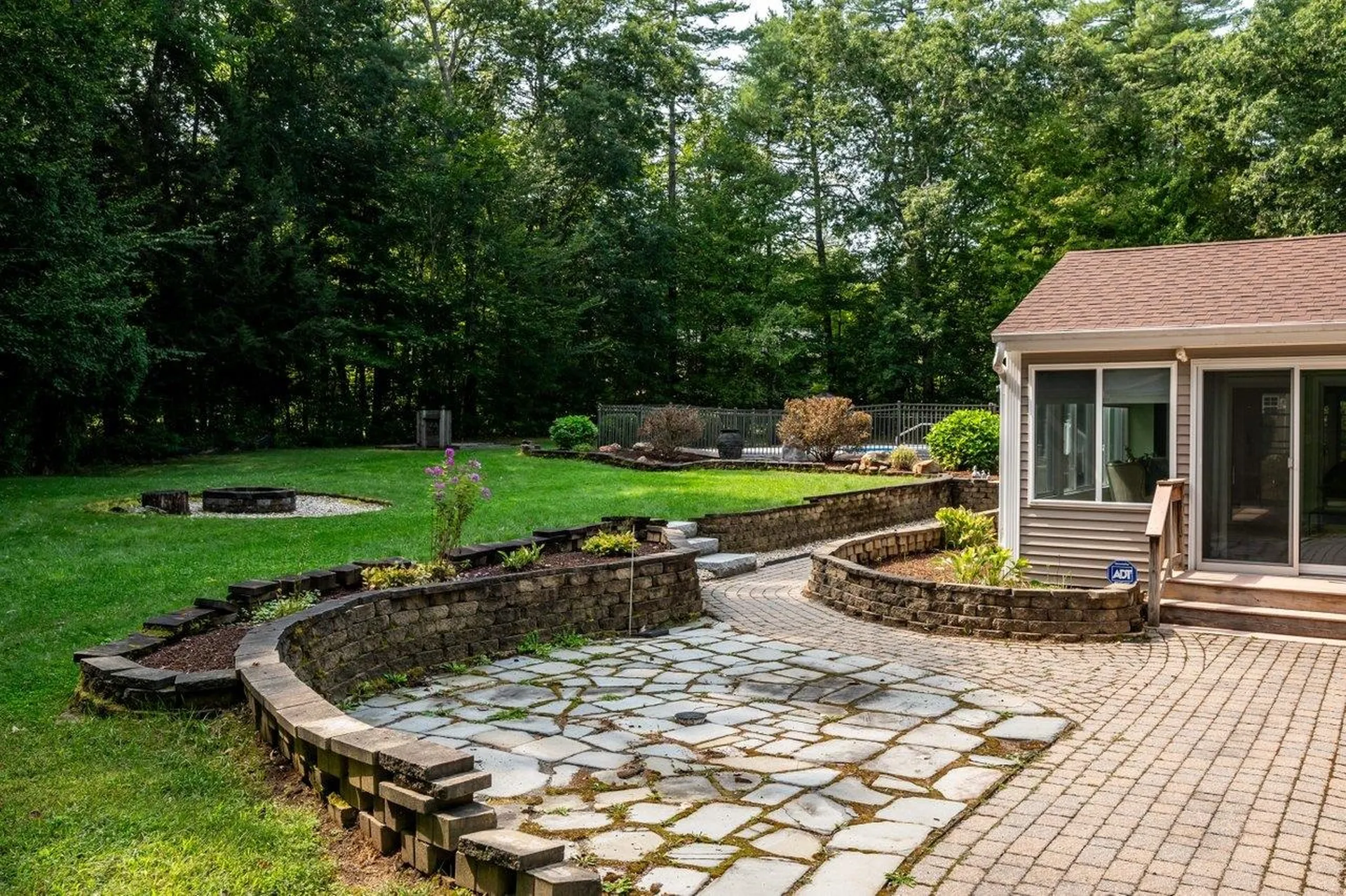 595 Scruton Pond Road Barrington NH 03825